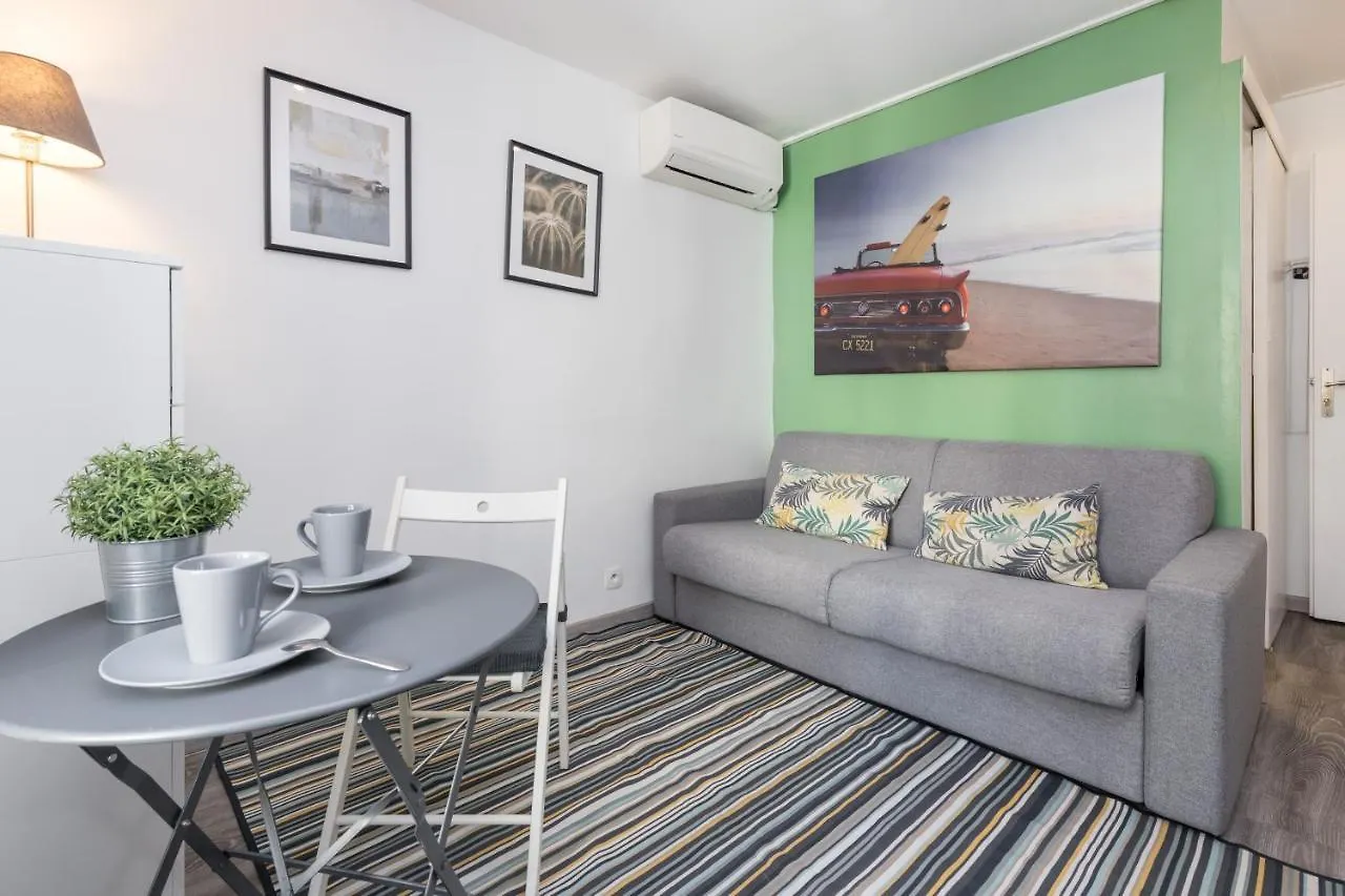 Azur Studios Cannes Apartment